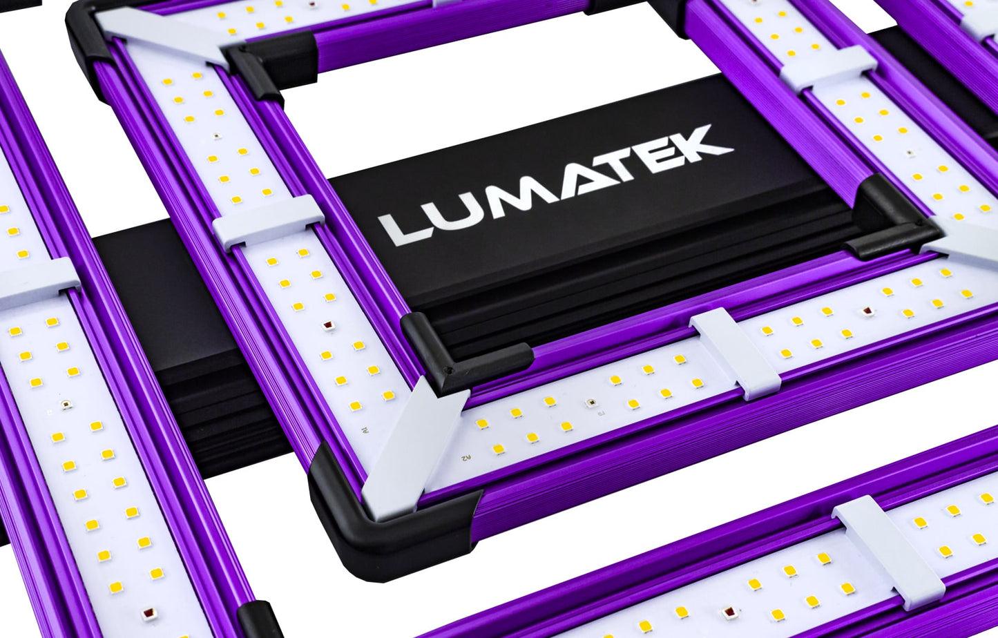 Lumatek Attis ATS PRO 200W 2,7 µmol/J LED Grow Light